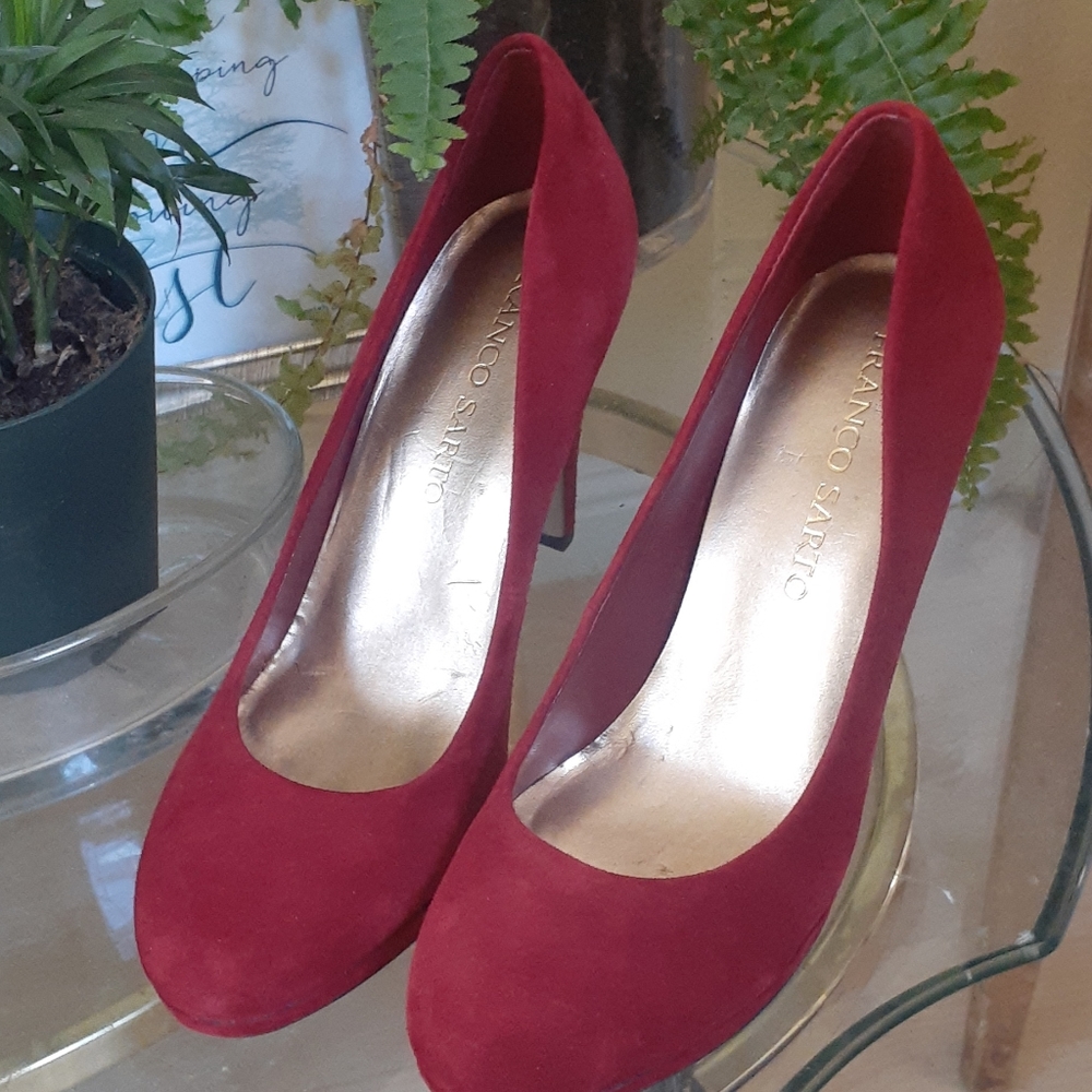 Red Franco Sarto Heels, size 7
